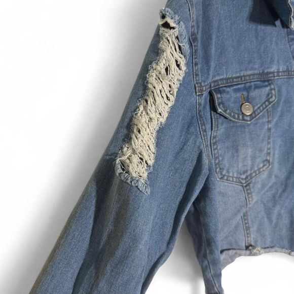 Active USA Distressed Cropped Denim Jacket Size Med - Picture 3 of 6